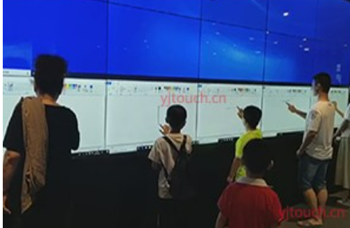 如何選購融合投影觸摸屏